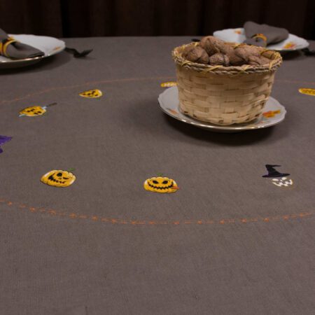 ленена покривка в зелено, ленени салфетки в зелено