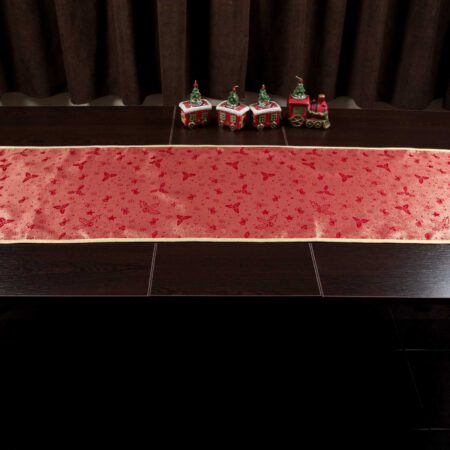 втора страна на червен коледен тишлайфер със златисто