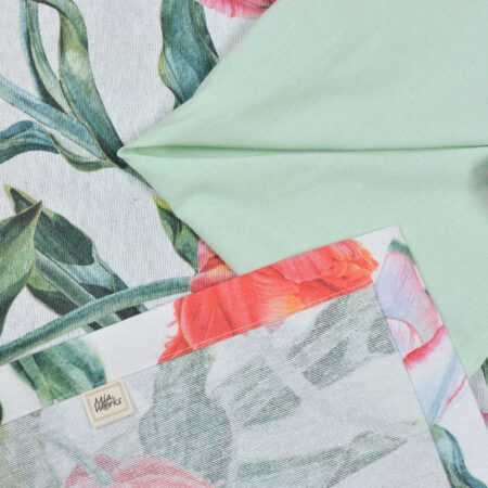 Обратна страна и подгъв на каре с лалета