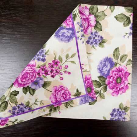 Правоъгълна одложка за сервиране с две лица на лилави цветя