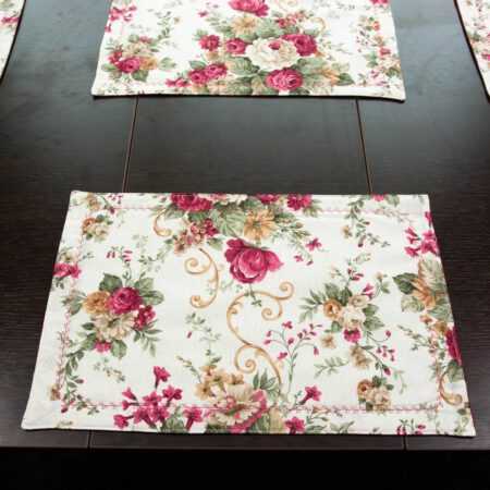 два броя подложки за хранене с рози - лицева страна