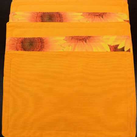 шест подложки за сервиране от плат в жълто и слънчогледи