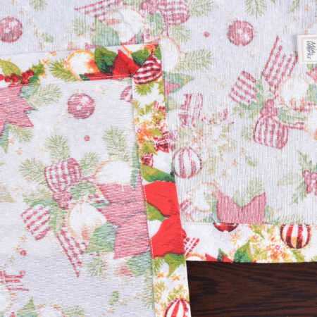 Обратна страна и подгъв на тишлайфер с коледни звезди