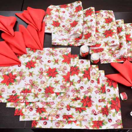 Съдържание на голям коледен комплект покривки за маса с коледни звезди