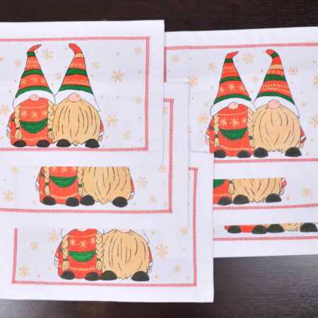 Комплект от шест ръчно рисувани коледни подложки за хранене