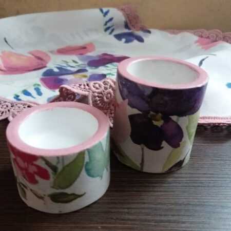 Гипсови свещници с цветя в розово - лилавата гама