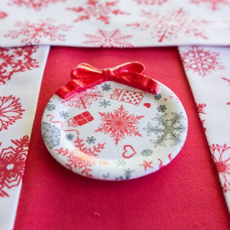 Коледна поставка за свещ или за чаша